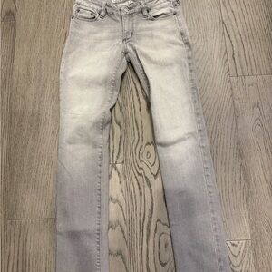 Bullhead Gray‎ Skinny Jeans Sleek Style